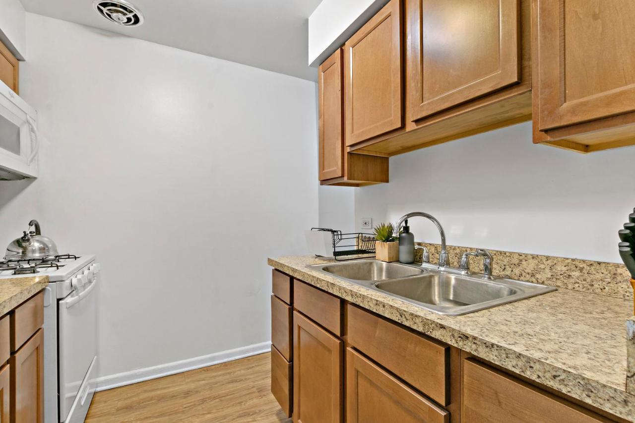 Stunning 1Br Apartment At Center Of Lakeview - Oakdale 211 Chicago Eksteriør billede